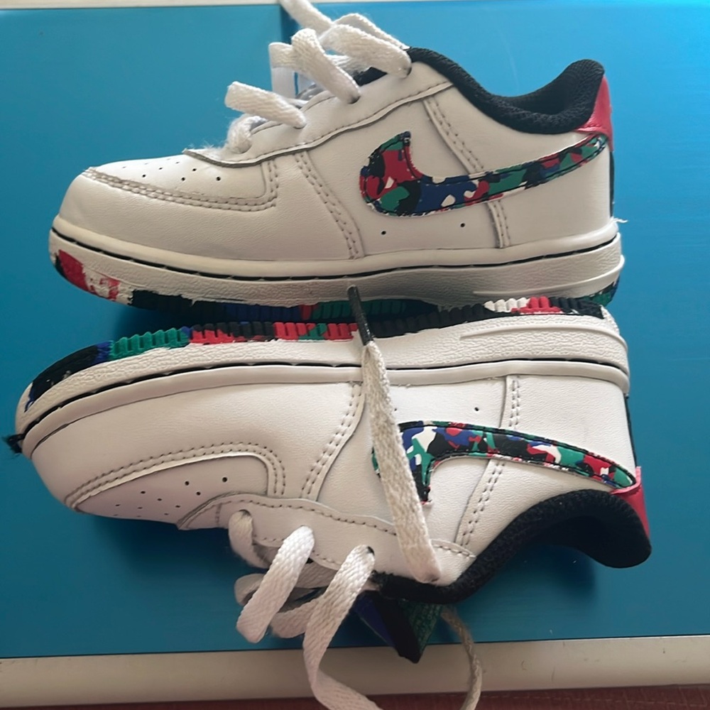 Nike Kids White Multicolor Sneakers